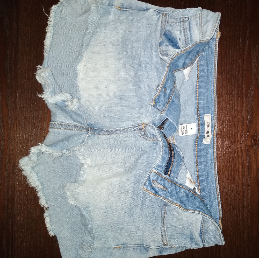Jean cut offs